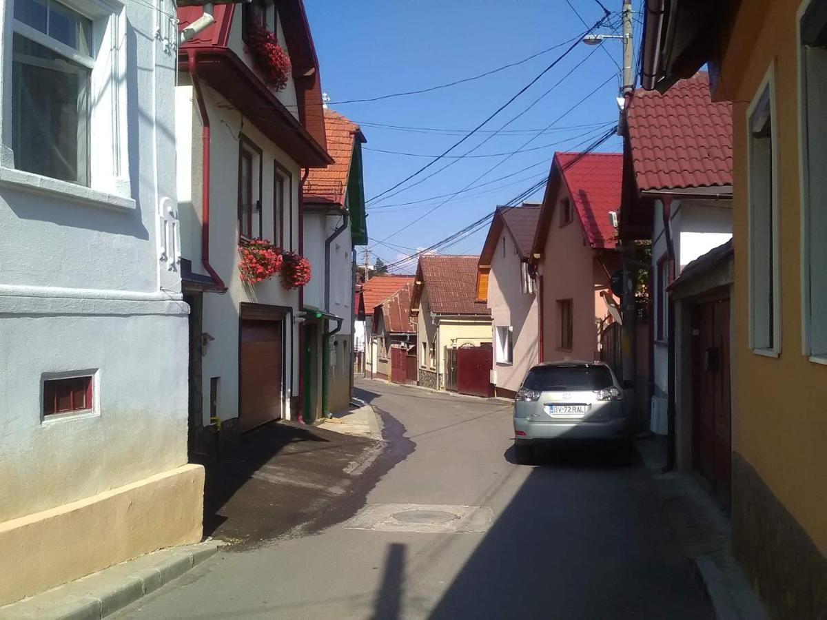Roca House * Brașov